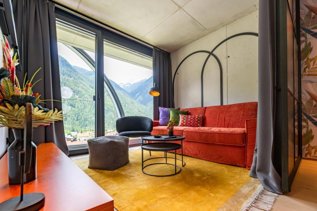 Lifesteil Aparthotel Umhausen Exterior photo